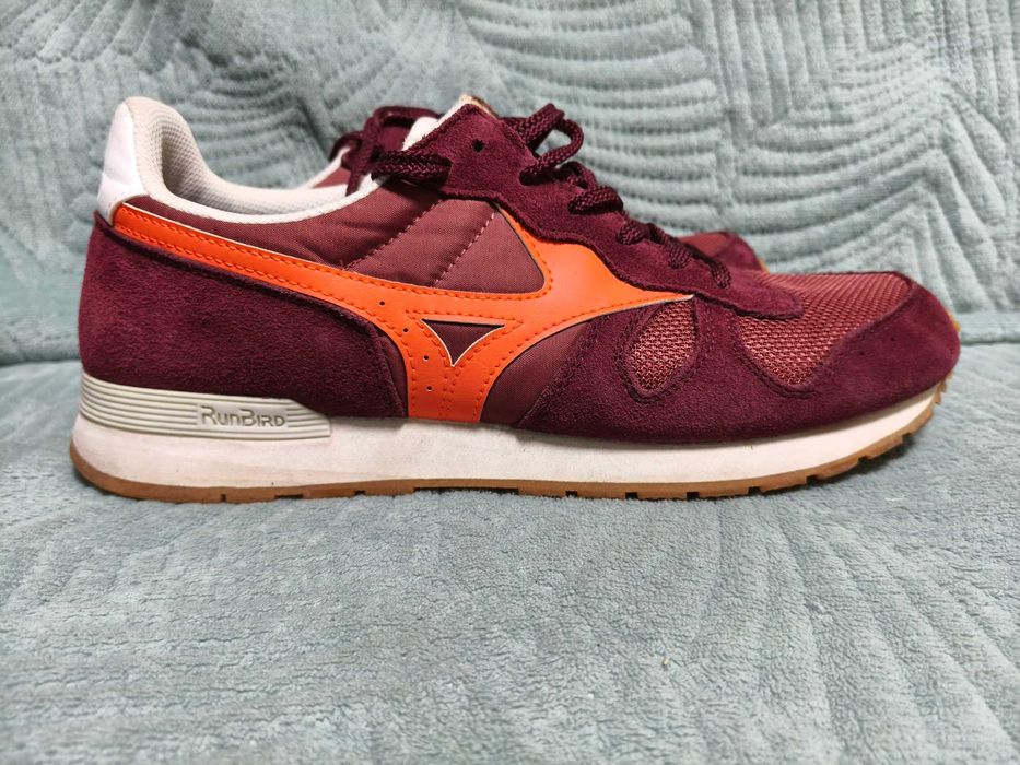 кроссовки Mizuno Runbird