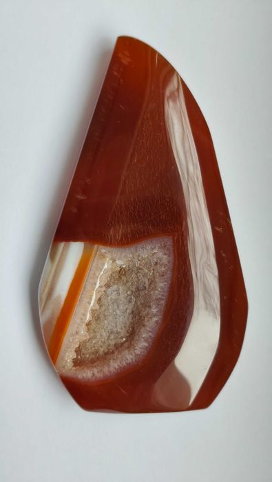 В подарок - "КАПЛЯ" из красного камня АГАТ