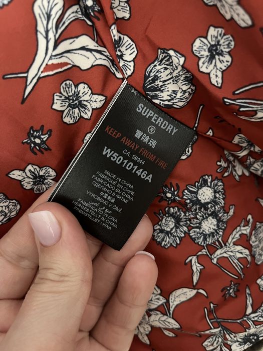 Palton blana Superdry | NOU