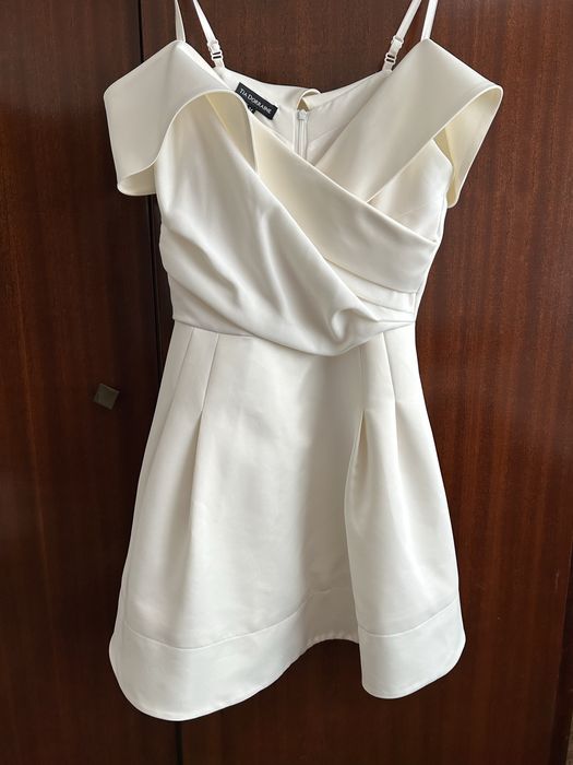 Стилна рокля Tia Dorraine