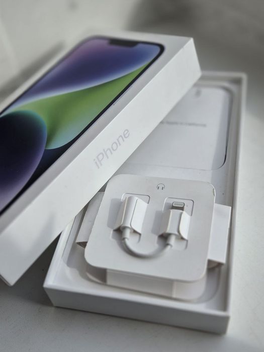 Iphone 14 plus|128 gb 
Чехлы в по