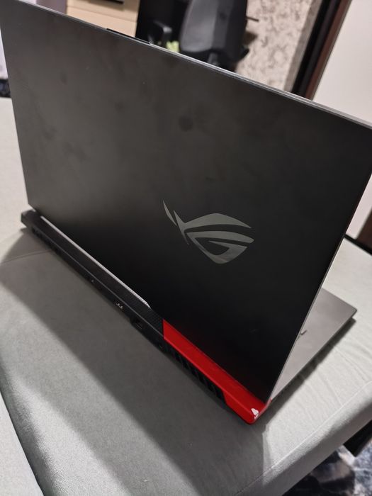Ноутбук asus rog strix g17