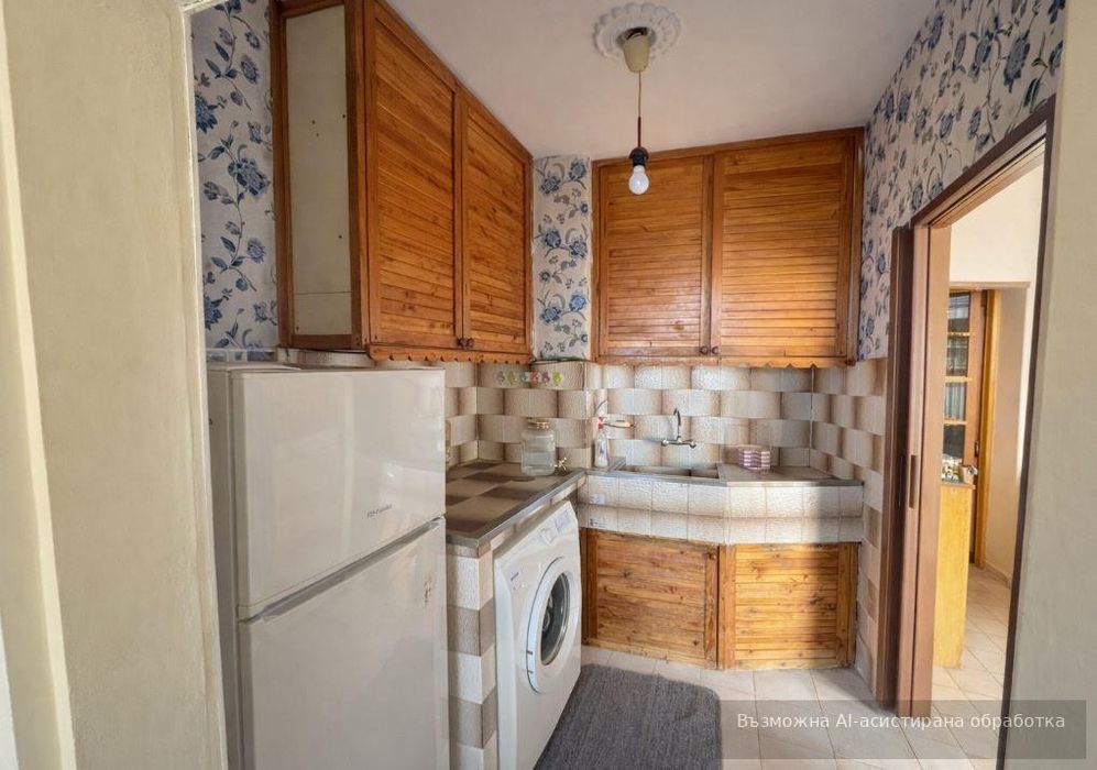 Дава се под наем Двустаен апартамент в Варна, Левски - 57 кв.м за 348.84 € - Снимка #1