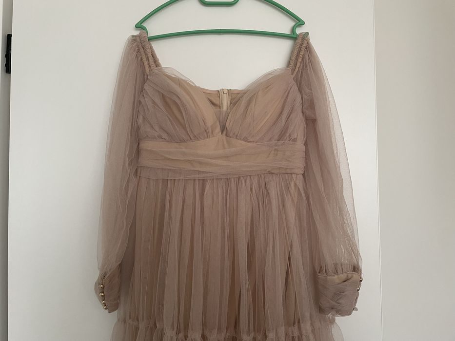 Рокли за бременни под наем