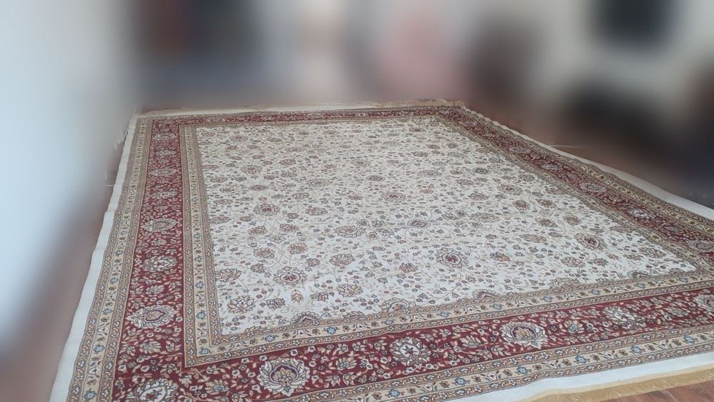 Продам шелковый ковер