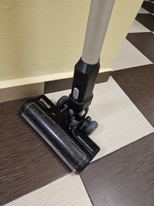 Вертикална прахусмокачка