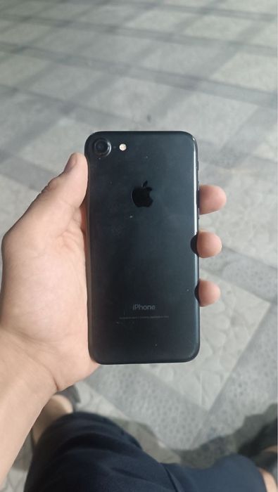 iPhone 7 32 gb ideal