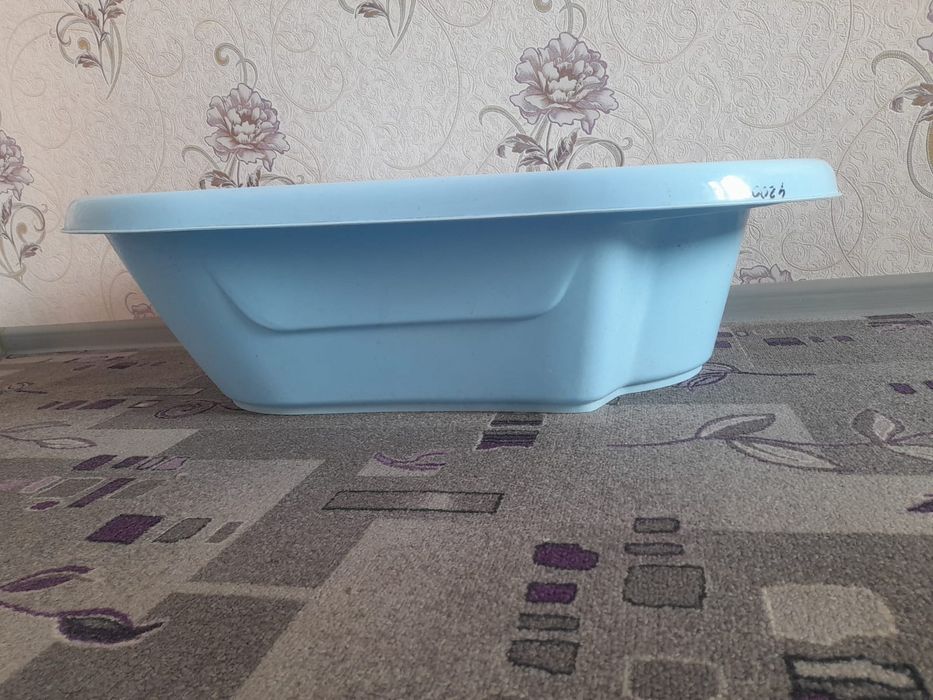 Продам детскую ванночку