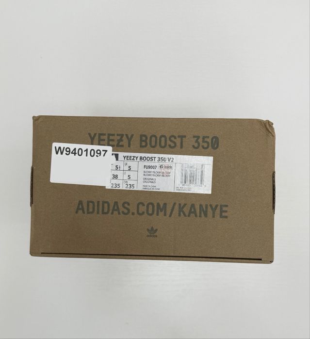 Adidas Yeezy Boost 350 V2 | Black Reflective | 38