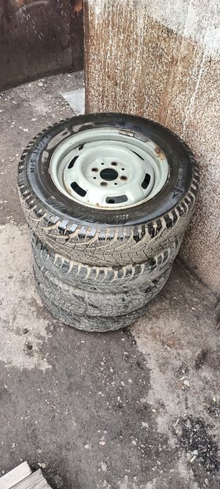 Продам колеса вместе с резиной r13