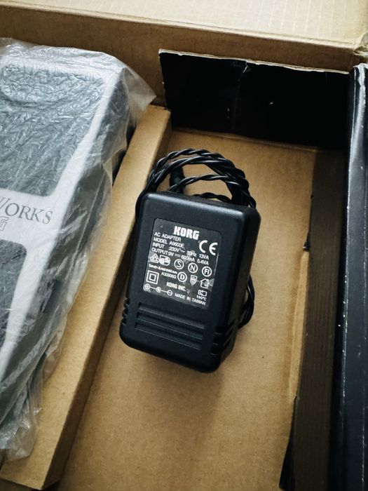 Процесор за китара KORG AX1000G! Чети описанието!