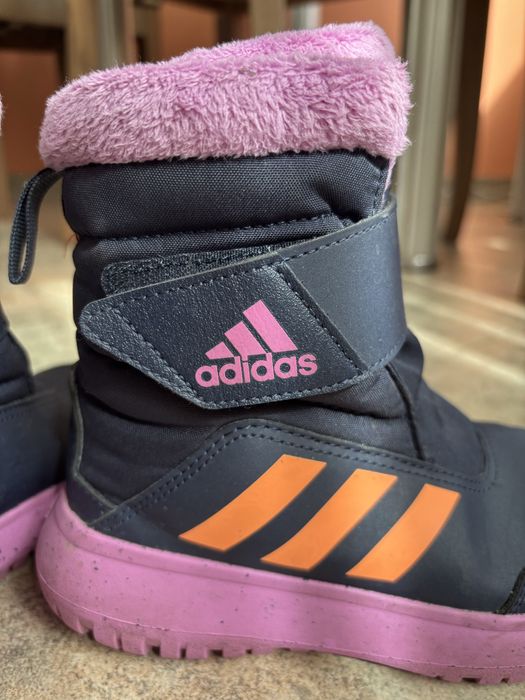 Adidas ботуши с подарък маратонки 31 н