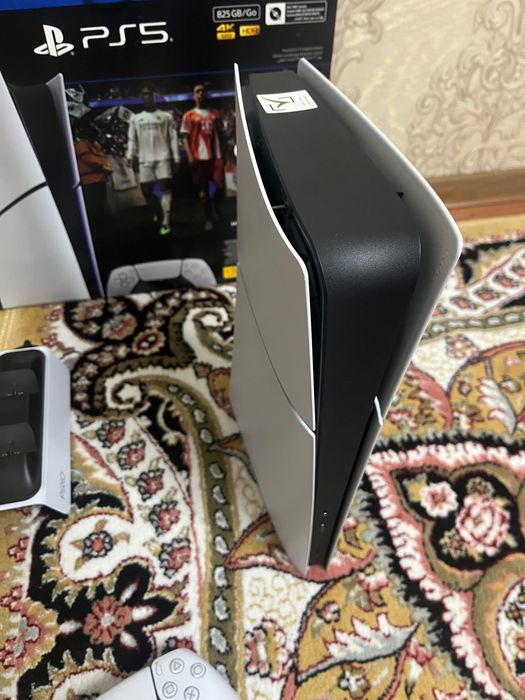 Playstation 5 в идеальном состоянии (интересует обмен на пк)