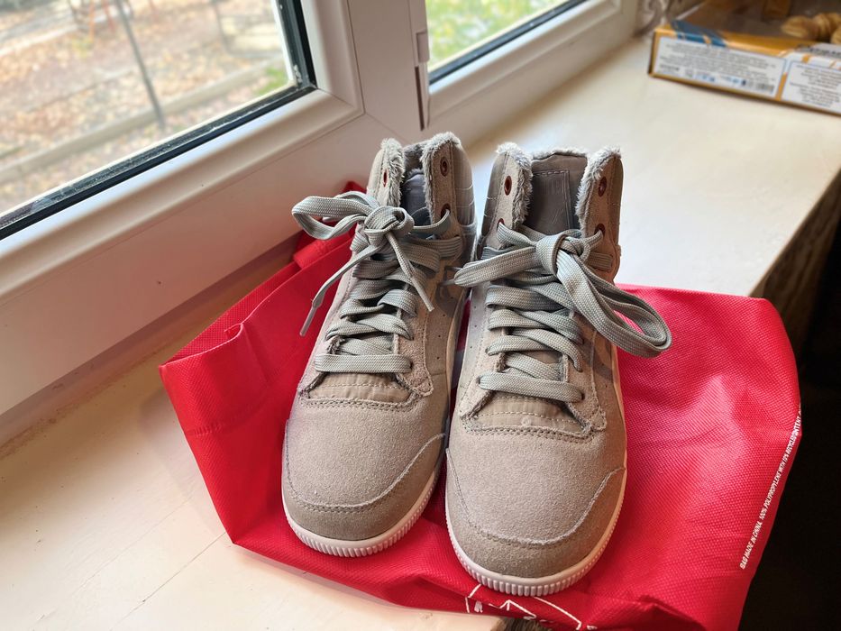 Кроссовки женские Puma original Новые, 36 размер, купленные в Дубаи