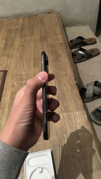 айфон айр  отдам 60к