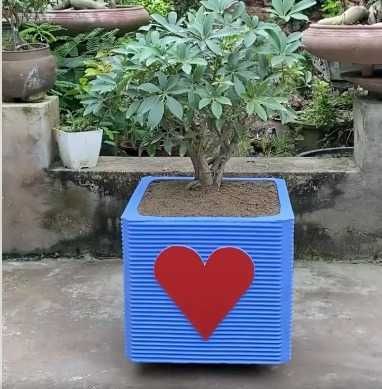 Ghivece pentru flori cu drenaj