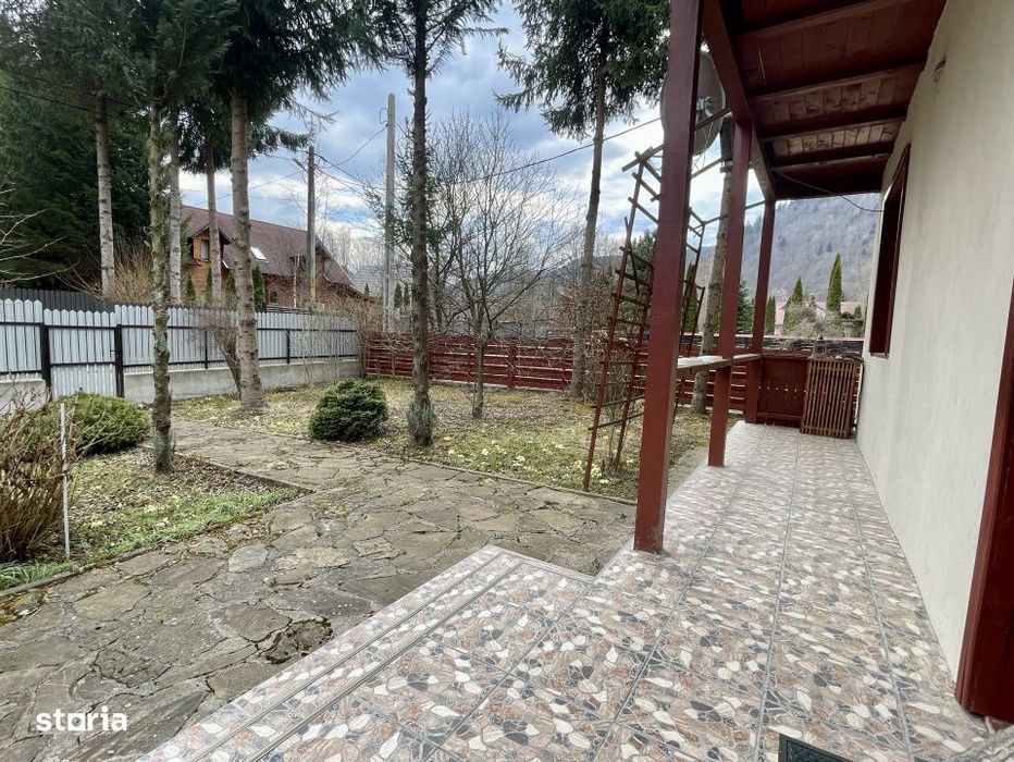 Oaza de liniste: casa + padure pana pe creasta muntelui