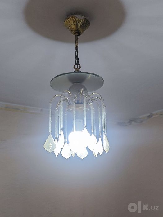 Продается люстры