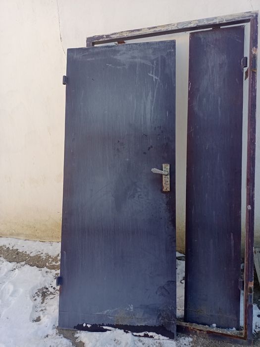 Железная дверь, наружная