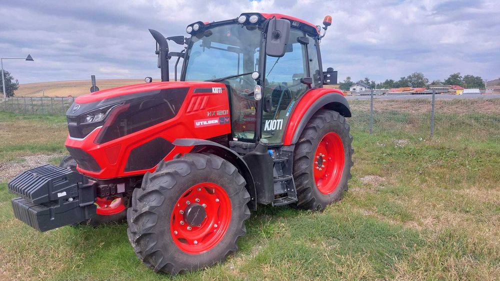 Tractor Kioti 117 CP DEMO