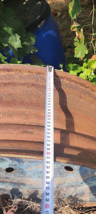 Продавам задна джанта за ЮМЗ или Болгар