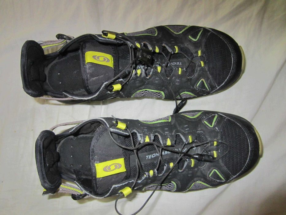 Sandale Salomon Tech Amphibian 3, marimea EUR-41,3 US-8 UK-7.5 JPN-26 stare f. buna  Atentie: LIPSA una din cheile inchidere siret