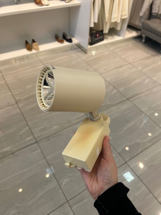 Трековые светильники Teksan б/у