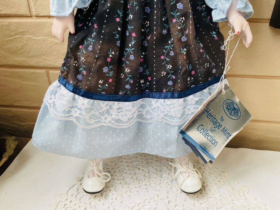 Allison красива нова порцеланова кукла от Америка