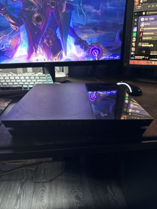 Ps4 120€ се продава