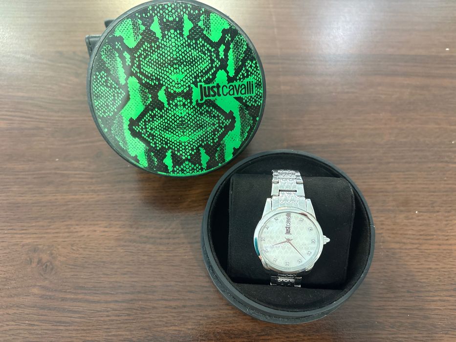 Часовник just cavalli