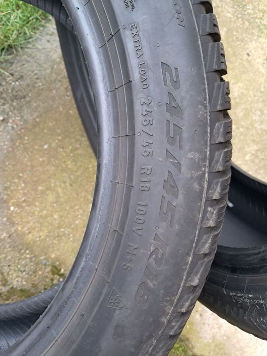 PIRELLI 245/45/18