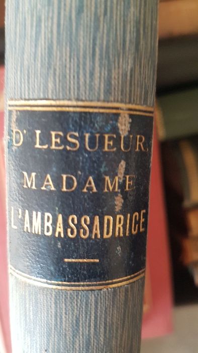Френски антикварни книги/поредици от 18-ти, 19-ти век, всяка 10-20 лв.