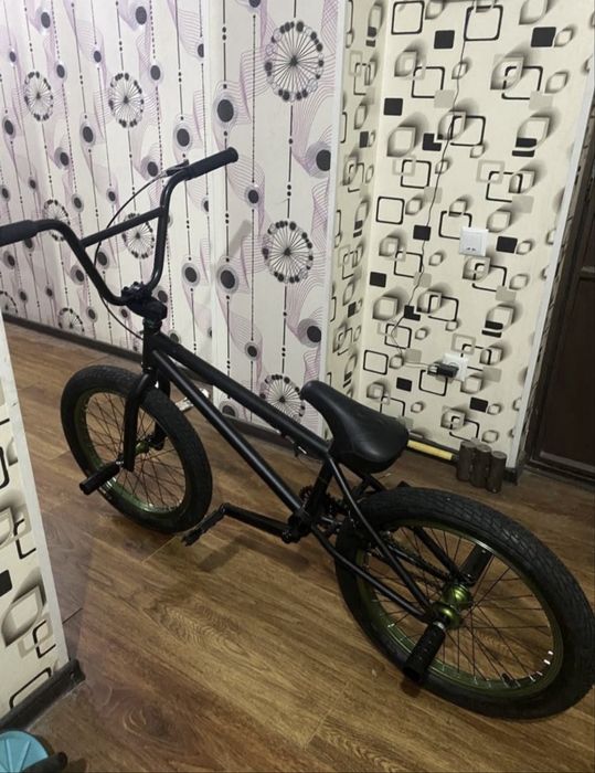 Bmx orginal sotiladi