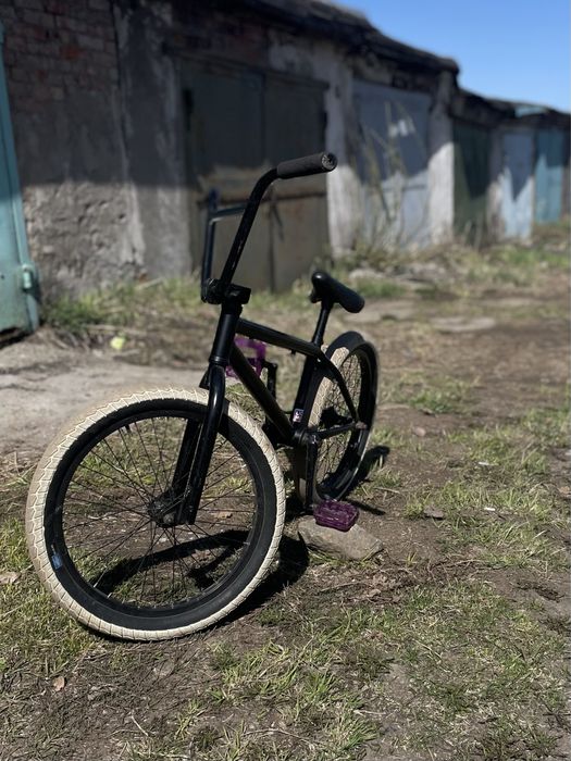 Продам трюковой велосипед Bmx