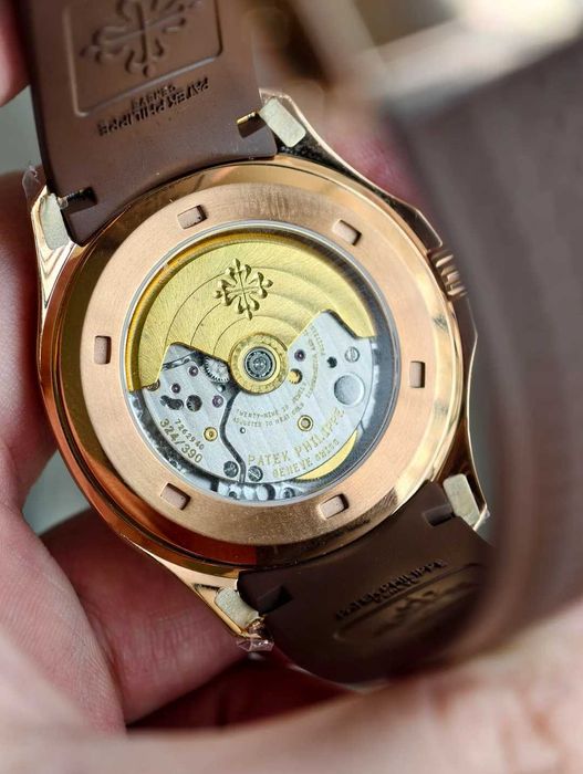 patek philippe nautilus brown кафяв