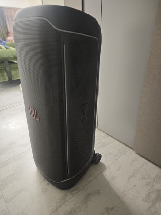 Boxă JBl Ultimate Stare foarte buna