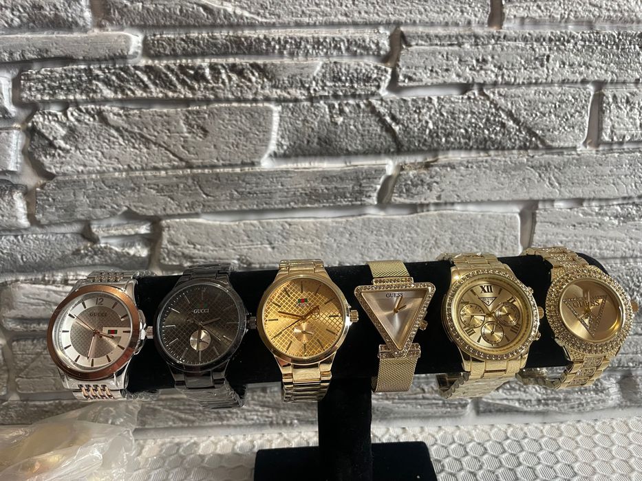 Луксозни дамски часовници