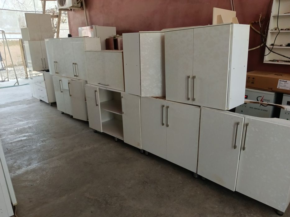 Кухний мебел 6 меторли мдф фасад акрил