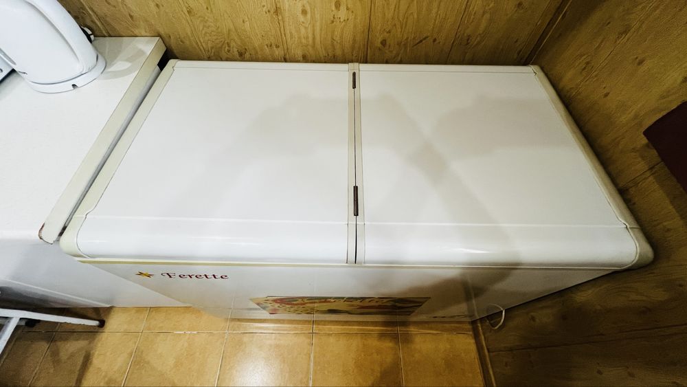 Продается морозильная камера