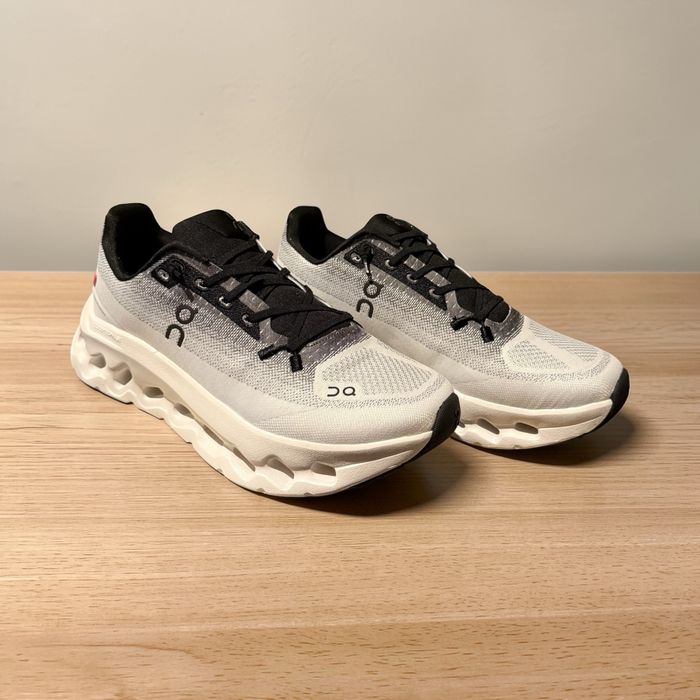 Новые кроссовки On