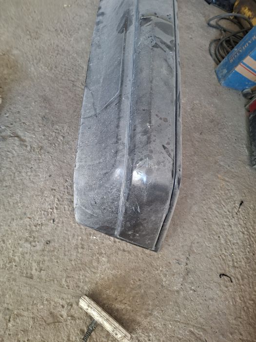 Бампер передный мерседес