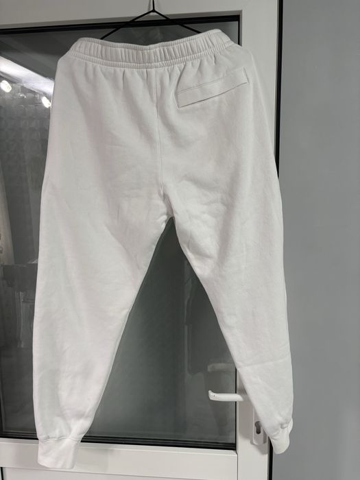 pantaloni nike albi