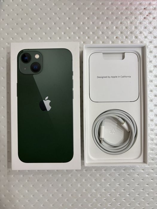 Продам iPhone 13 (Green) на 128 gb