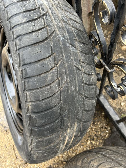 Една резервна джанта 4x108 14 за ford