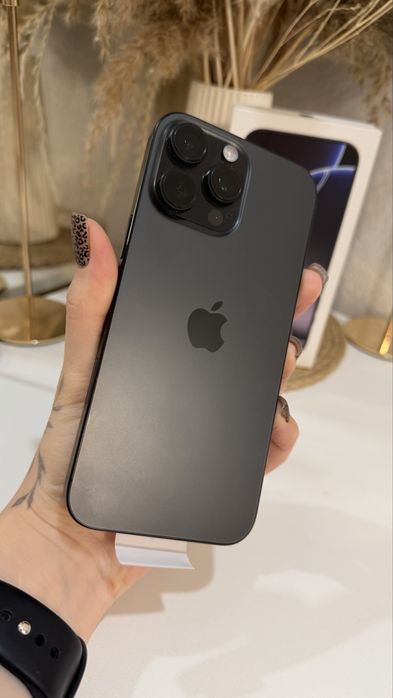 Продам iphone 16 pro max 256gb