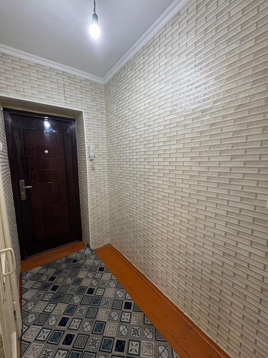 Сдам 2 ком квартиру в центре