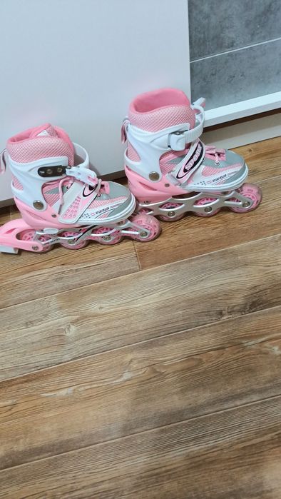 Продам срочно ролики на девочку