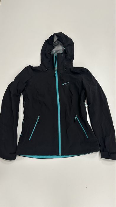 Дамско водоустойчиво яке за планински преходи MH500 - черно