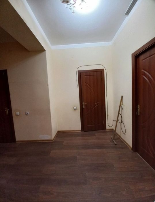 Sagbon Nurafshon 1 etaj 2 xona 76kvm² Arenda srochna