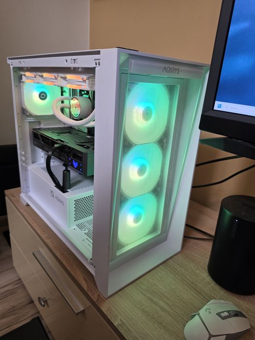 Gaming Pc Ryzen 7 9700x,Rtx 5070,32Gb Ram,1tb Nvme